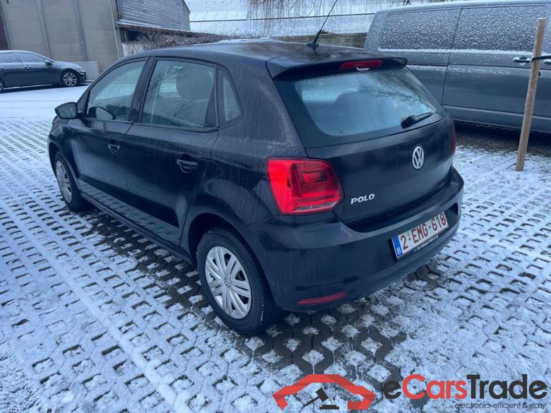 VOLKSWAGEN Polo Polo Trendline 1.0   44 kW (60 ch) 5 vitesses manuel #4