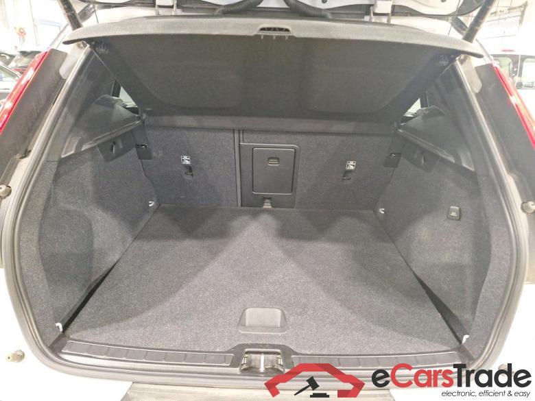 VOLVO XC40 78 kWh P8 AWD Recharge R-Design #4