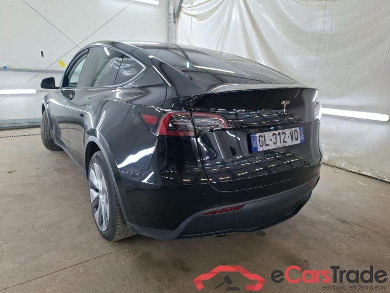TESLA Model Y / 2021 / 5P / SUV RWD #3