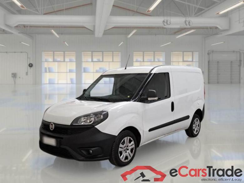 FIAT DOBLÒ CARGO / 2014 / 4P / VETT. FURGONATA CH1 LOUNGE 1.6 MJET 105CV E6D-F SeS #1