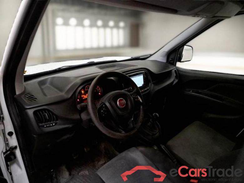 FIAT DOBLÒ CARGO / 2014 / 4P / VETT. FURGONATA CH1 LOUNGE 1.6 MJET 105CV E6D-F SeS #3
