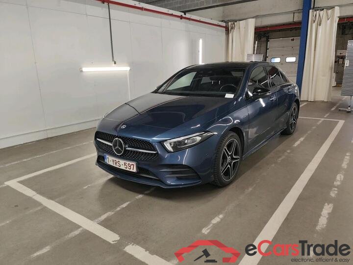 Mercedes A-Klasse Limousine A-Klasse Limousine A 250e Business Solution 160kW/218pk  4D/P Auto-8 #1