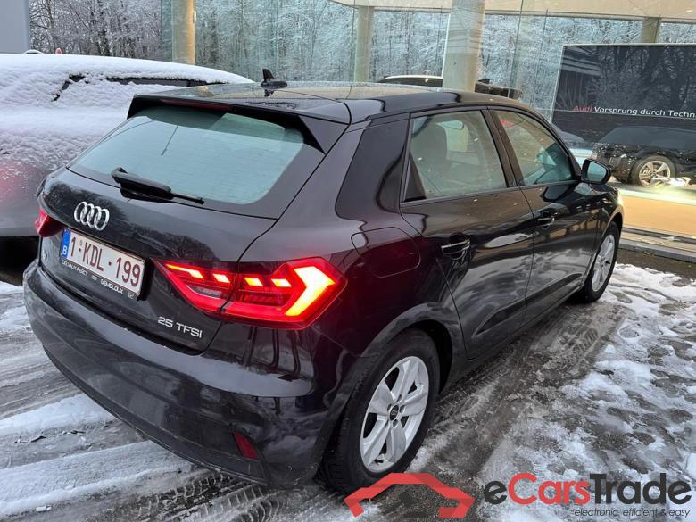 AUDI A1 Sportback Audi A1 Sportback Attraction 25 TFSI  70(95) kW(ch) 5 vitesses #2