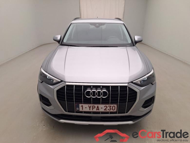 Audi, Q3 '18, Audi Q3 35 TFSI S tronic Advanced 5d