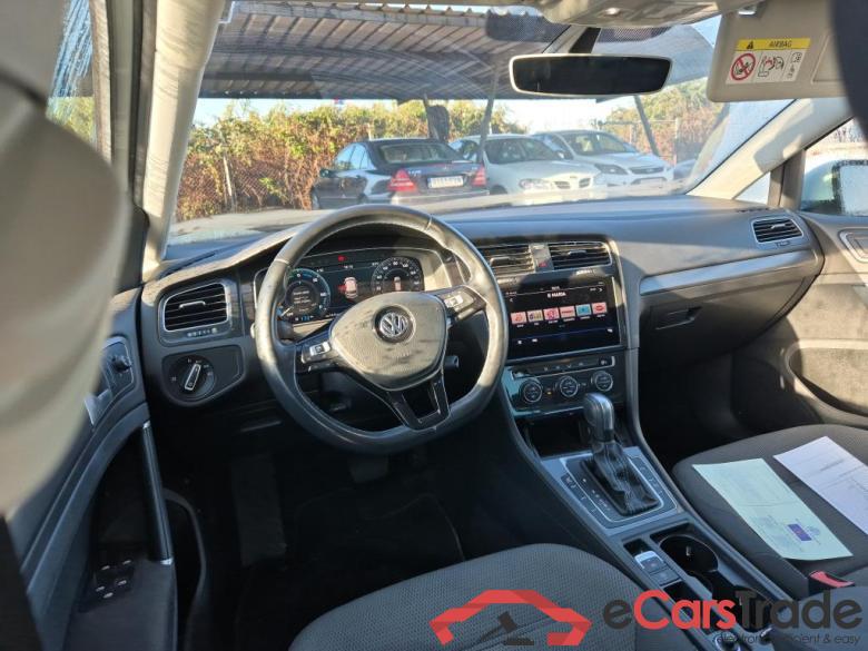 VOLKSWAGEN Golf / 2016 / 5P / berlina con portón e-Golf ePower 110 kW (136CV) #3