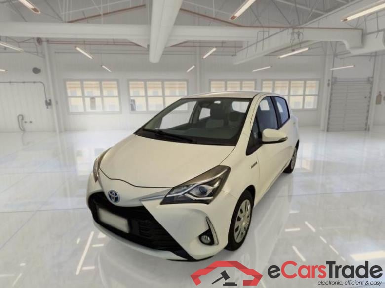 TOYOTA YARIS / 2017 / 5P / BERLINA 1.5 HYBRID BUSINESS