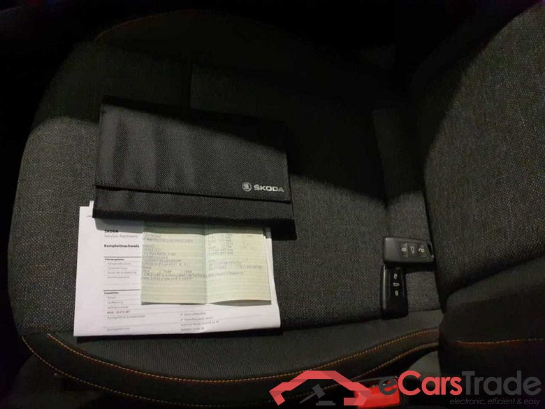 Skoda Karoq (NU)(2017->) DE - SUV5 2.0 TDI EU6d, Clever (EURO 6d), 2020 - 2021 #3