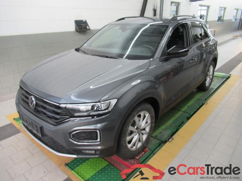 Volkswagen T-Roc (A11)(09.2017->2021) DE - SUV5 1.5 TSI EU6d, Sport OPF (EURO 6d), 2020 - 2022