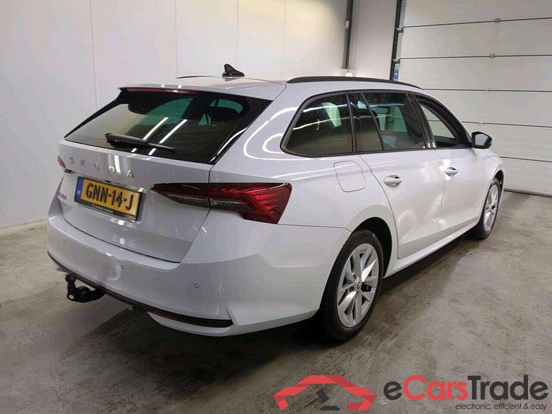 SKODA Octavia Combi 1.5 TSI Bns. Ed. pl. #2