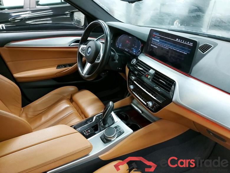 BMW 530e Touring Plug-In Hybrid M-Sport Aut. Pano LC-Pro Ambient Navi-Pro ACC Sport-Leather KeylessGo Camera Klima PDC ... #3