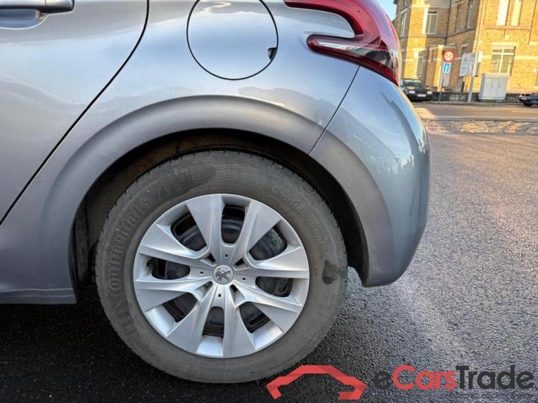 PEUGEOT 208 1.2i PureTech Like S&S (EU6.2) #6