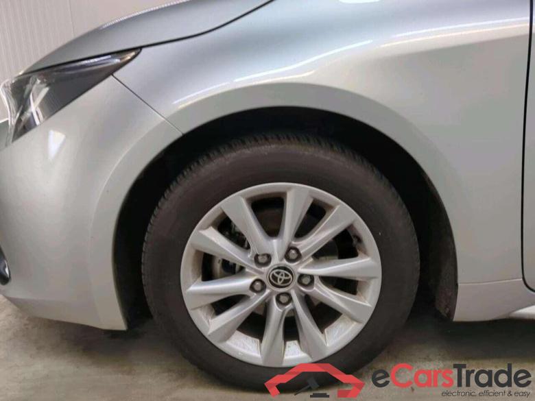 TOYOTA Corolla Touring Sports Hybrid 140 Active #4