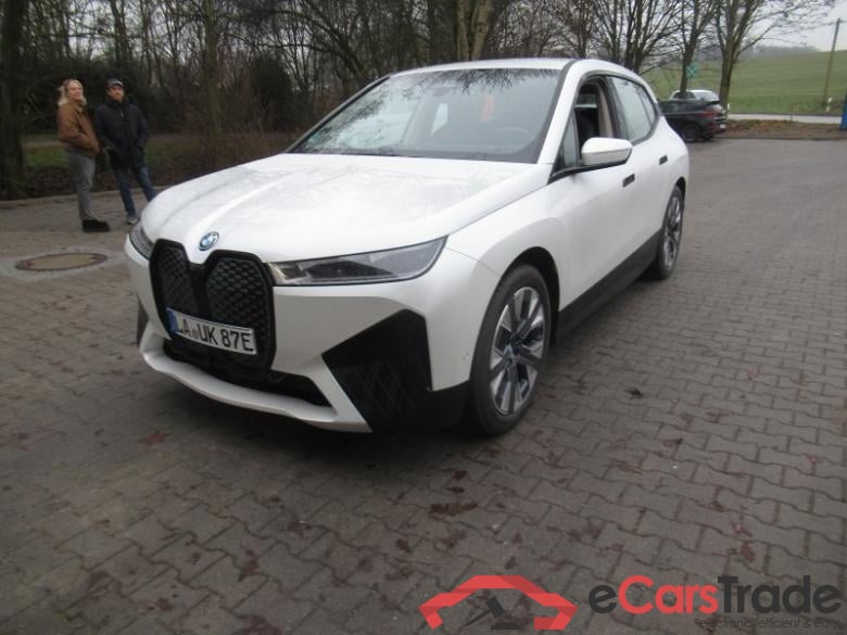 BMW iX (I20)(07.2021->) DE - SUV5 xDrive40, xDrive40, 2021 - 2025