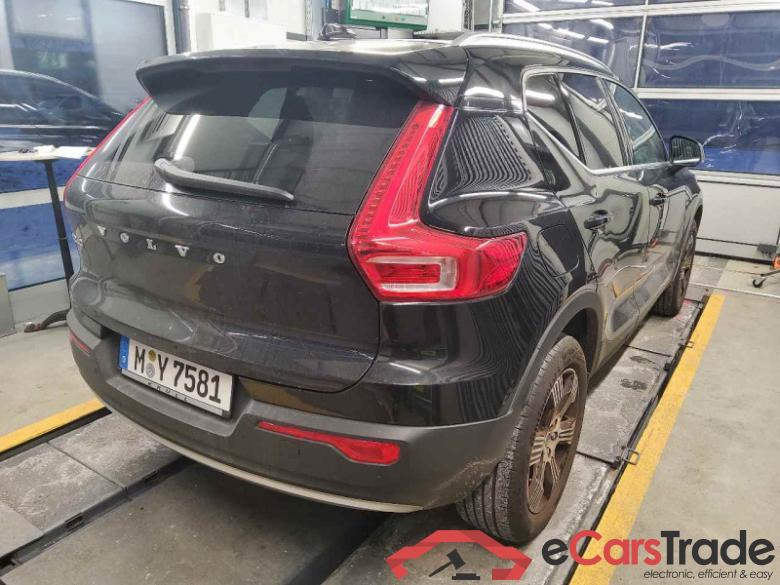 Volvo XC40 (2017->) DE - SUV5 T3 2WD EU6d, Inscription (EURO 6d), 2020 - 2022 #3