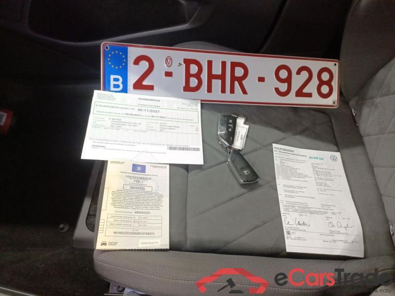 Volkswagen Golf Variant VIII 1.0 eTSI 81kW DSG Life 5d #4