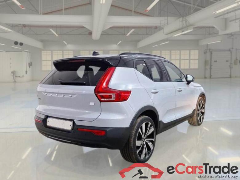 VOLVO XC40 / 2017 / 5P / SUV RECHARGE PRO #2