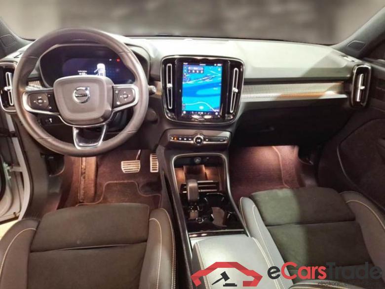 VOLVO XC40 / 2017 / 5P / SUV RECHARGE PRO #3