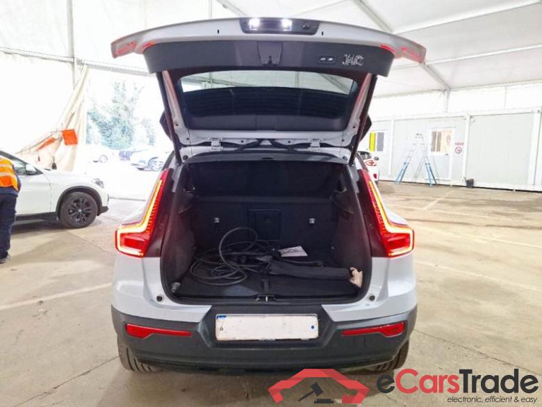 VOLVO XC40 / 2017 / 5P / SUV RECHARGE PRO #5