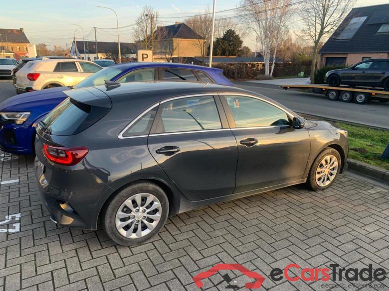 KIA Ceed Ceed 1.0 T-GDi Pure ISG #2
