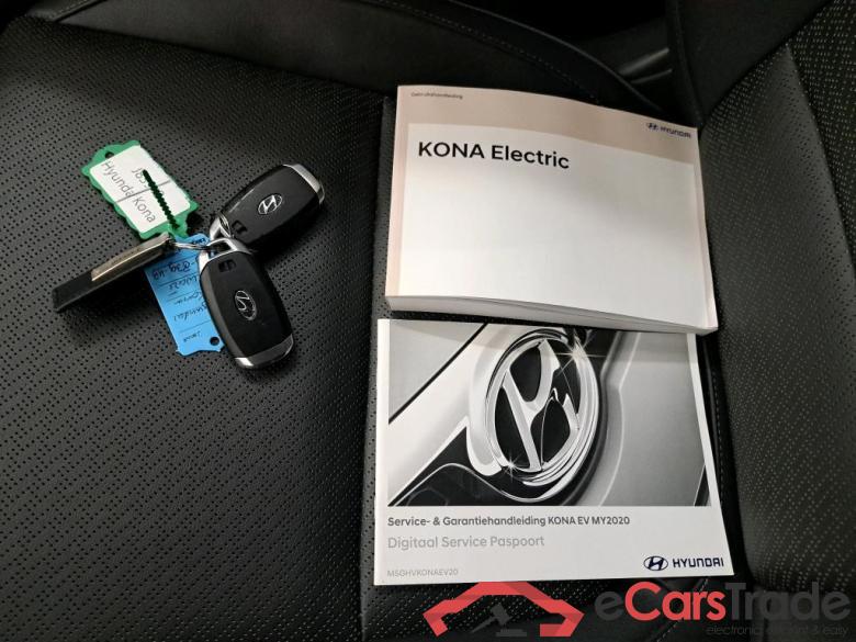 Hyundai KONA Premium Electric 64 kWh 5d #4