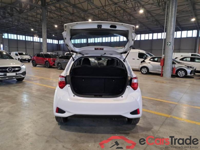 TOYOTA YARIS / 2017 / 5P / BERLINA 1.5 HYBRID BUSINESS #5