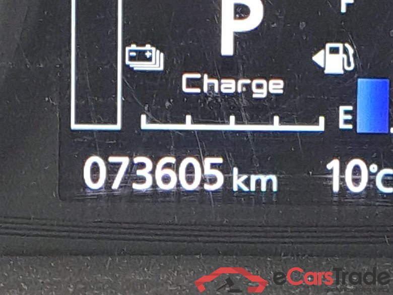 MITSUBISHI Outlander / 2015 / 5P / todoterreno 2.4 PHEV Kaiteki+ Auto 4WD #5