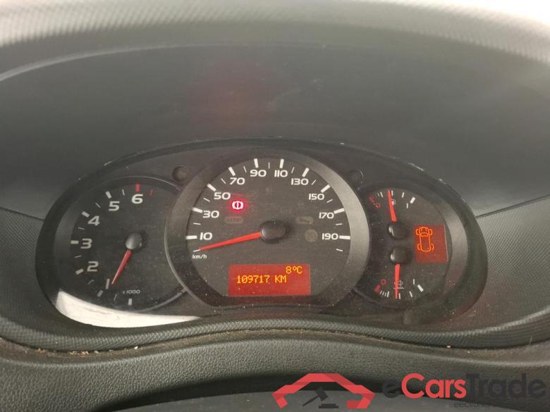 RENAULT Master / 2014 / 4P / Fourgon tôlé &FG GCf Trac F2800 L1H1 dCi 110 S&S Euro6 #6