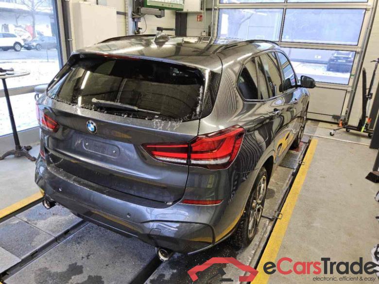 BMW X1 (F48)(2015->) DE - SUV5 sDrive20i EU6d, M Sport (EURO 6d), (Facelift) 2020 - 2022 #3