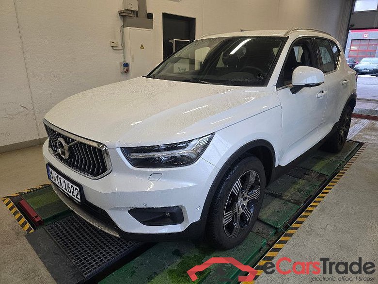 Volvo XC40 (2017->) DE - SUV5 B4 2WD EU6d, Inscription (EURO 6d), 2020 - 2022 #1