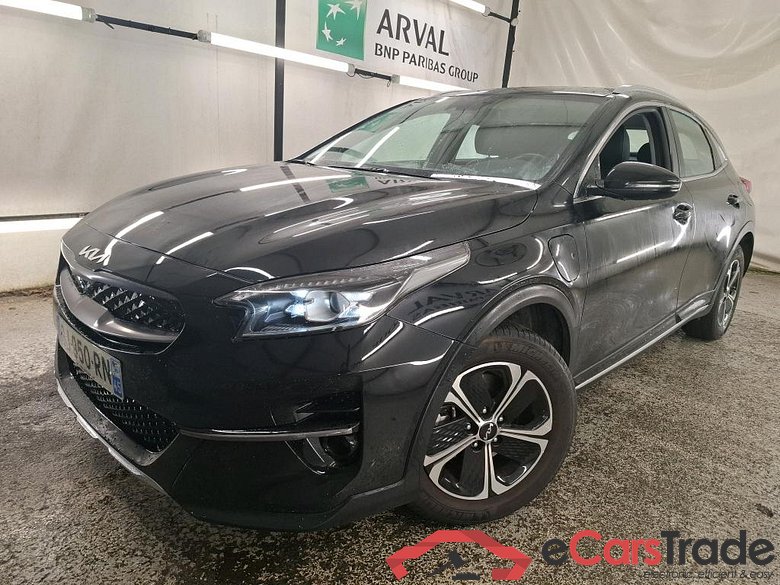 KIA XCeed / 2019 / 5P / Crossover 1.6 GDI ISG ISG PHEV ACTIVE BUS DCT6 OPE STOCK