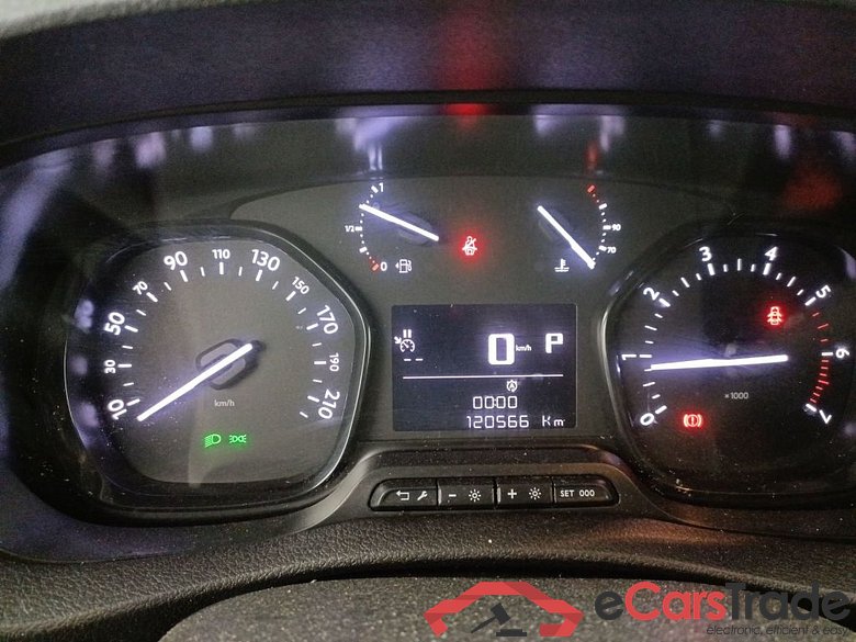 Peugeot Expert Long Premium L3 2.0 BlueHDi 145 EAT8 4d !! technical issues !! rolling car #6