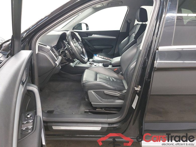 Audi Q5 Business Edition Sport 30 TDI 5d #3