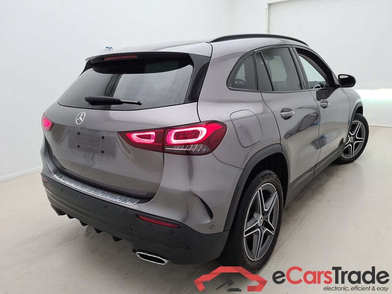 MERCEDES-BENZ GLA 250E 8G-DCT AMG LINE #2