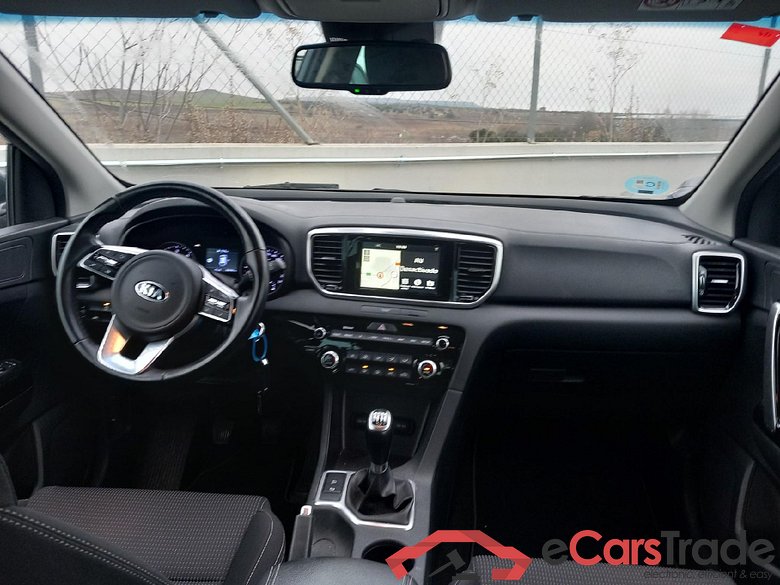 KIA Sportage / 2018 / 5P / todoterreno 1.6 CRDi 100kW (136CV) Drive 4x2 #3