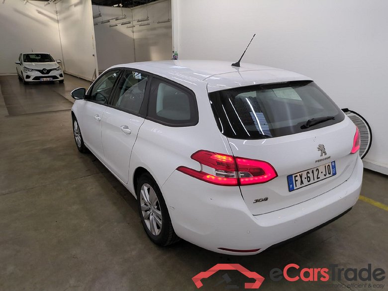 PEUGEOT 308 SW / 2017 / 5P / Break Puretech 110 S&S Active Business #4
