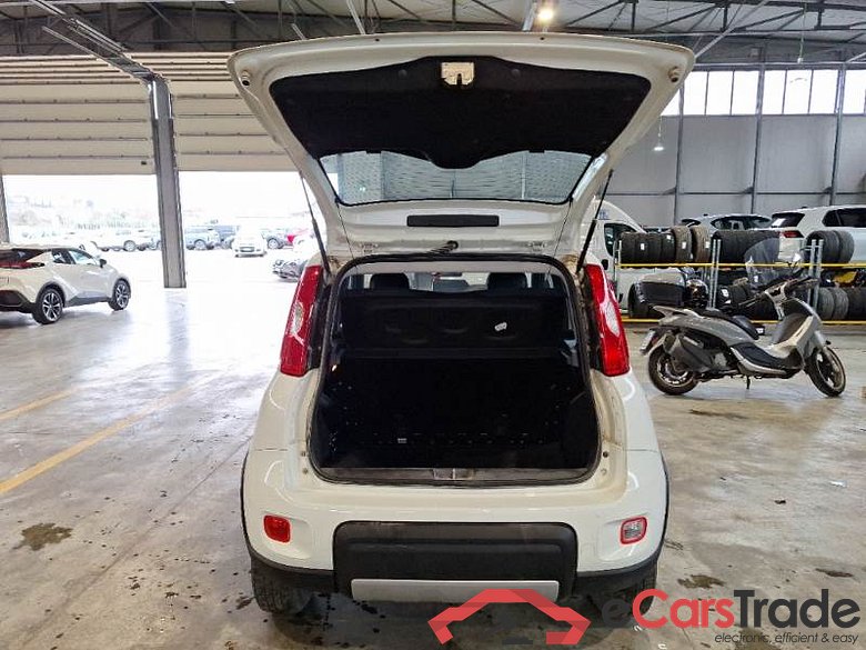 FIAT PANDA / 2011 / 5P / BERLINA 0.9 TWINAIR TURBO 85CV WILD 4X4 #5