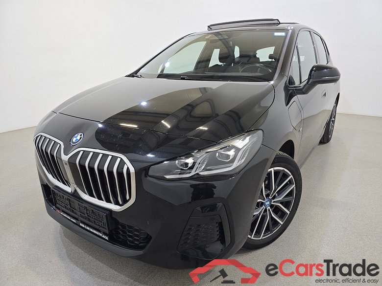BMW 225xe Active Tourer Plug-In Hybrid M-Sport xDrive Aut. Pano LED-Xenon LC-Pro Navi 1/2 Sport-Leather-Alcantara KeylessGo Camera Klima PDC ...
