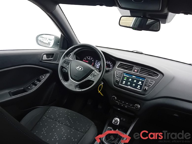 HYUNDAI i20 / 2018 / 5P / berlina con portón 1.0 TGDI 74kW (100CV) Tecno LE(SP)(SL) #3