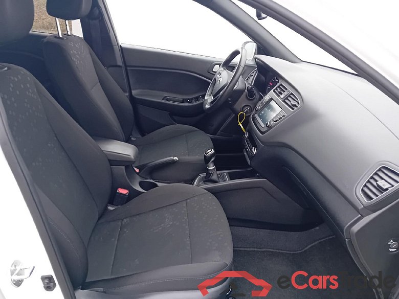 HYUNDAI i20 / 2018 / 5P / berlina con portón 1.0 TGDI 74kW (100CV) Tecno LE(SP)(SL) #6