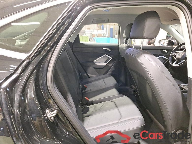 AUDI Q3 Sportback 1.4 45 TFSI E S TRONIC #6