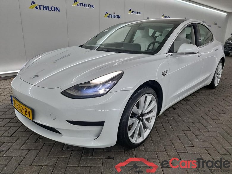 Tesla Model 3 Standard Range Plus RWD 4D 225kW