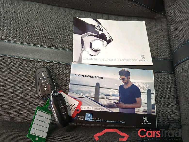 Peugeot e-208 Allure Première EV 50kWh 136 7,4kW 5d #4