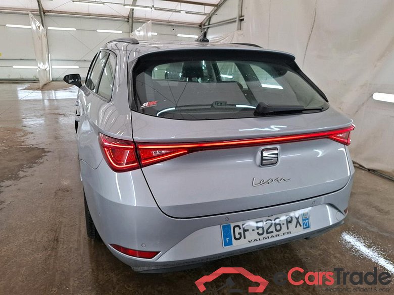 SEAT Leon Sportstourer / 2020 / 5P / Break 2.0 TDI 150 DSG S&S Style Business #2