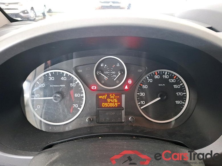 Berlingo Feel 1.6 BlueHDi 100CV BVM5 E6 #6