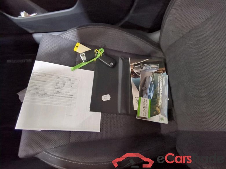 Superb Combi Style 2.0 TDI 110KW AT7 E6d #3