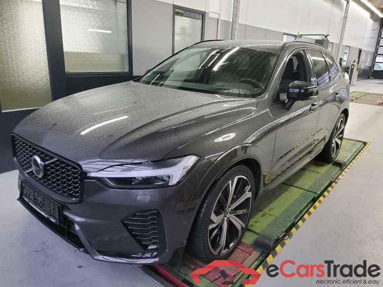 Volvo XC60 (03.2017->) DE - SUV5 B5 (Benzin) AWD EU6d, Ultimate Dark Mild-Hybrid (EURO 6d), (Facelift)