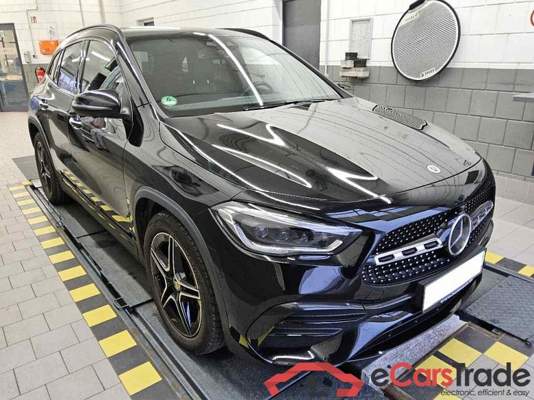 Mercedes-Benz GLA (BM 247)(02.2020->) DE - SUV5 GLA 200 EU6d, AMG Line (EURO 6d), 2020 - 2023 #2