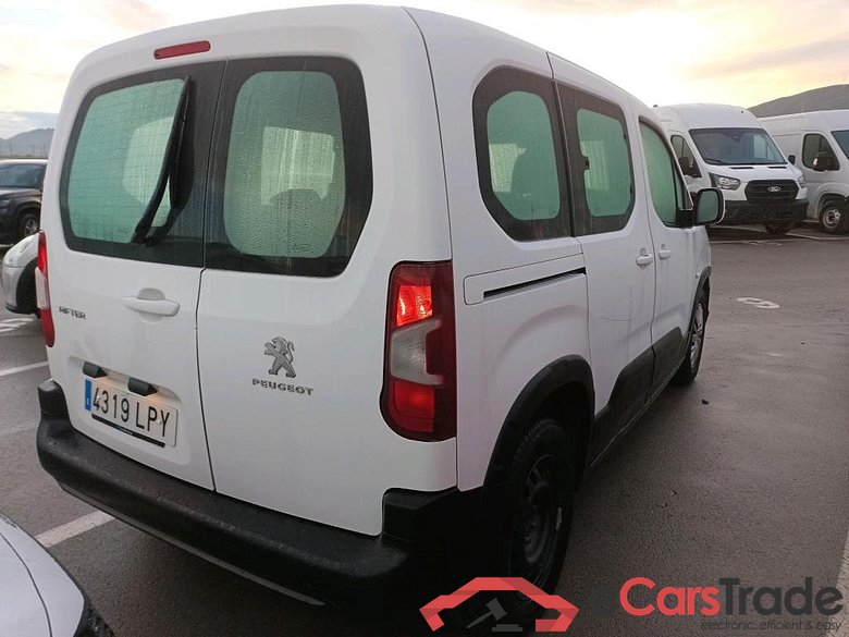 PEUGEOT Rifter / 2018 / 4P / combi Active Standard BlueHDi 73kW (IND) (CX2) #2