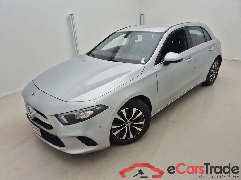 MERCEDES-BENZ A-KLASSE 180 D 8G-DCT BUSINESS LINE #1