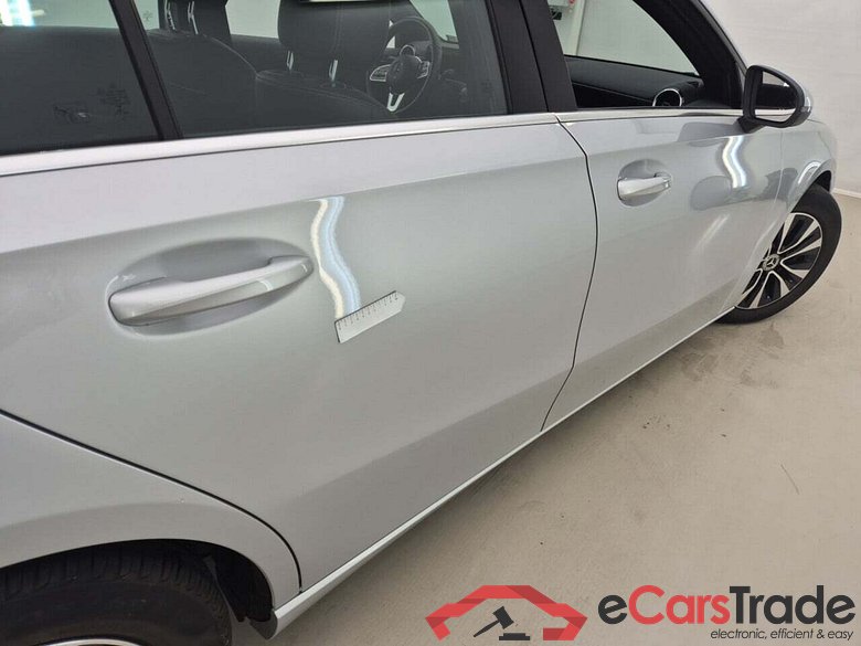 MERCEDES-BENZ A-KLASSE 180 D 8G-DCT BUSINESS LINE #4